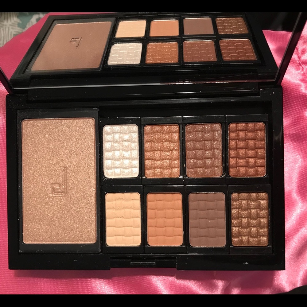 Doucce high pigment pro colour palette